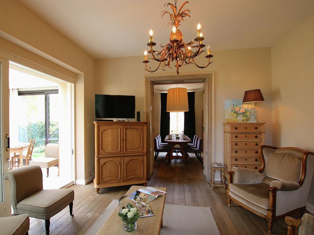 Unique Holiday Home In Virton With Jacuzzi 라뚜르 외부 사진