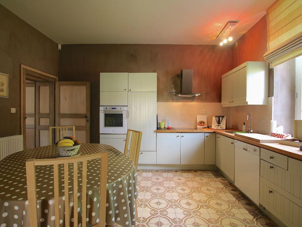 Unique Holiday Home In Virton With Jacuzzi 라뚜르 외부 사진
