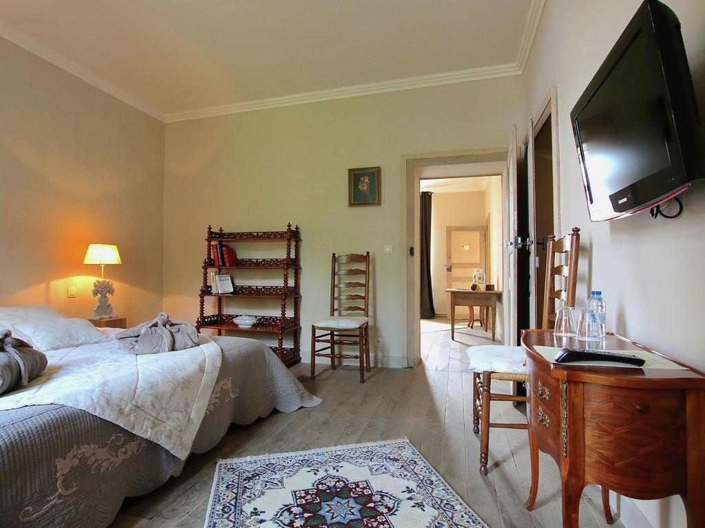 Unique Holiday Home In Virton With Jacuzzi 라뚜르 외부 사진