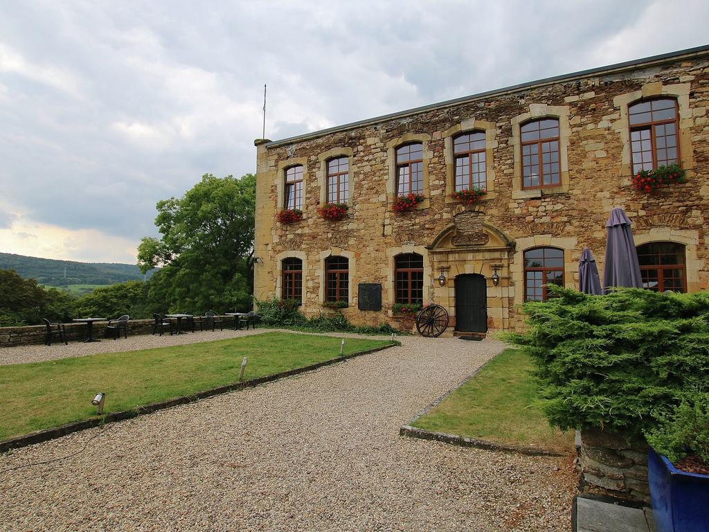 Unique Holiday Home In Virton With Jacuzzi 라뚜르 외부 사진
